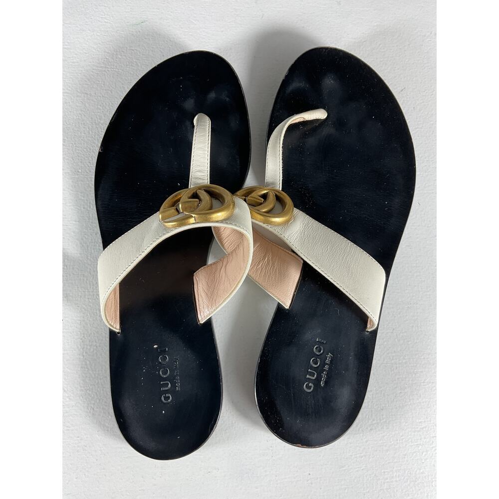 Gucci 'Marmont' Black Leather Thong Sandals Size 7 - Picture 6 of 12